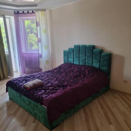 Апартаменти В Центрі Луцька Ogienka2A Extérieur photo